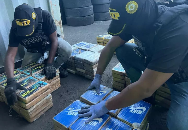 Incautación del millonario cargamento de droga.