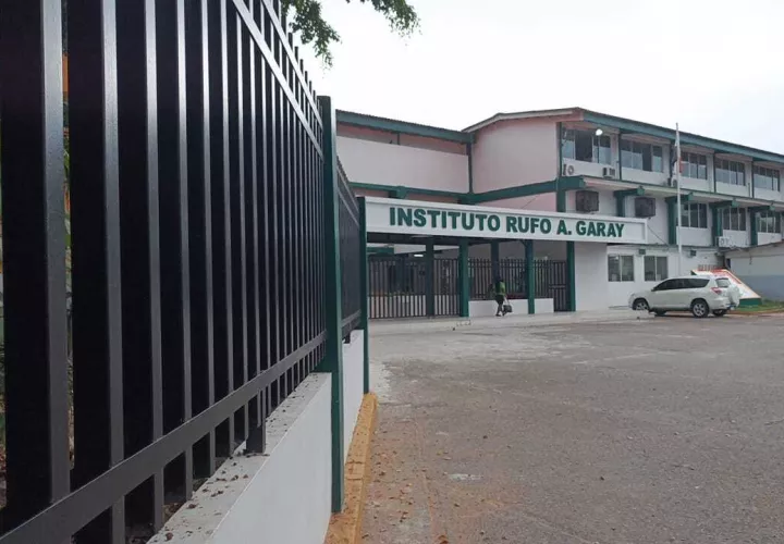 Instituto Rufo Garay sin asistencia de estudiantes.