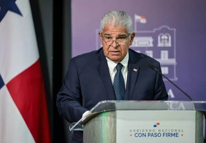 Presidente Mulino en conferencia de prensa.