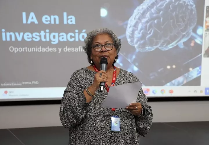 Café Científico: Investigadores analizan los desafíos y oportunidades de la ciencia ante la irrupción de la Inteligencia Artificial. Foto: Cortesía