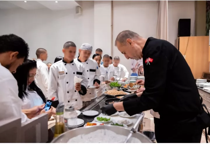 The Panamá International Hotel School en alianza con la Embajada de la República de Turquía en Panamá ofrecieron el taller. Foto: Cortesia.