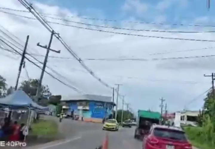 Vías abiertas, pero con horario.