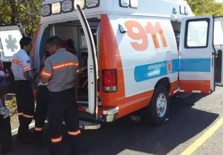 Personal de Sume 911 se presentó al lugar del accidente laboral.