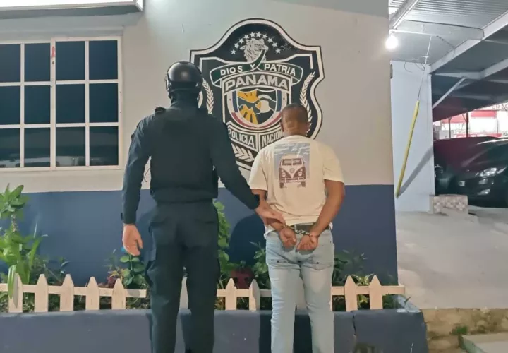  Valentín Peña Rodríguez tras las rejas.