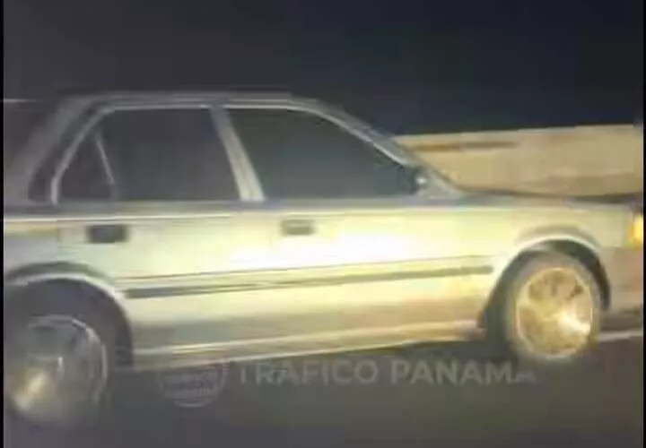 Escena del conductor que perdió la vida en la Cinta Costera 3. (Foto: Tráfico Panamá)