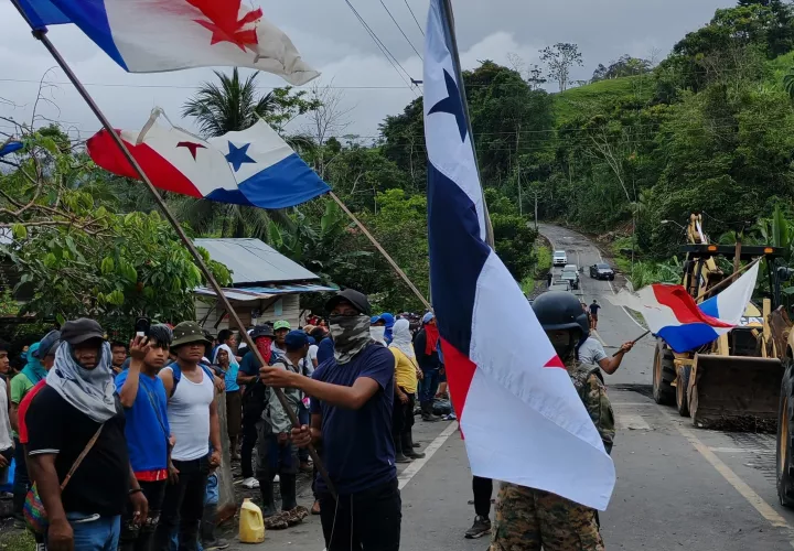 Acuerdo con comunidades para reabrir vías bloqueadas.