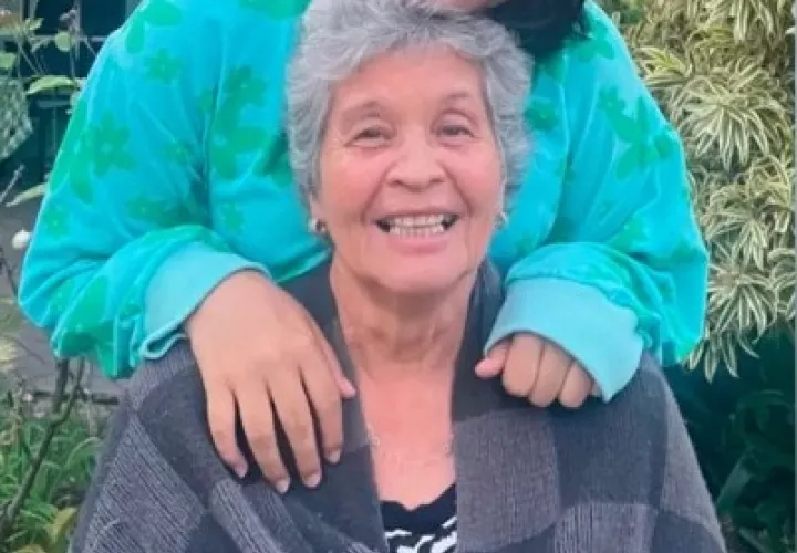 Sandra Denham, de 74 años.