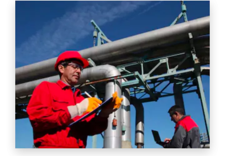 Trabajadores de la empresa.