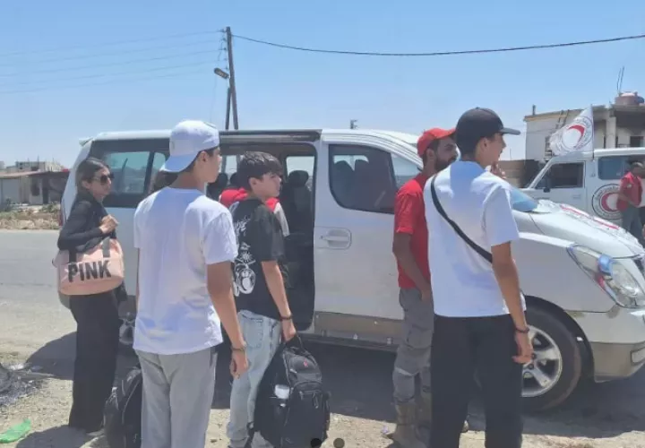 Cinco ciudadanos panameños y una residente en el país, llegaron este sábado a Damasco. Foto: Cortesía