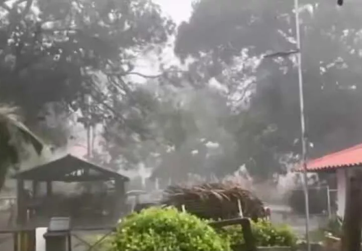 Lluvias y oleajes en San Carlos.
