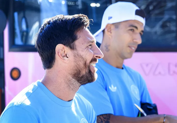 Lionel Messi (L) y Luis Suarez de Inter Miami CF. /EFE
