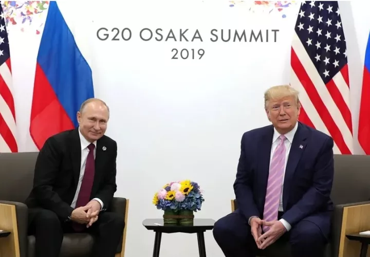 Donald Trump y Vladimir Putin. Foto: EFE 