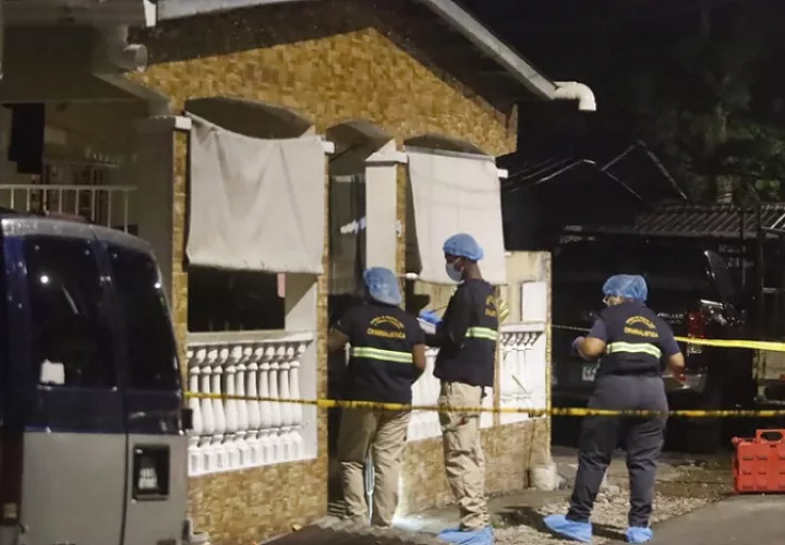 La víctima falleció en la escena.  /  Foto: Alexander Santamaría