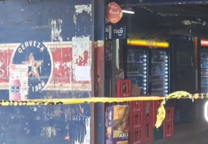 La Policía Nacional procedió a acordonar la escena del crimen. 