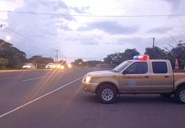 Los residentes urgen a las autoridades a ejecutar acciones concretas: mejorar carreteras y reforzar medidas de seguridad vial.  /  Foto: Thays Domínguez