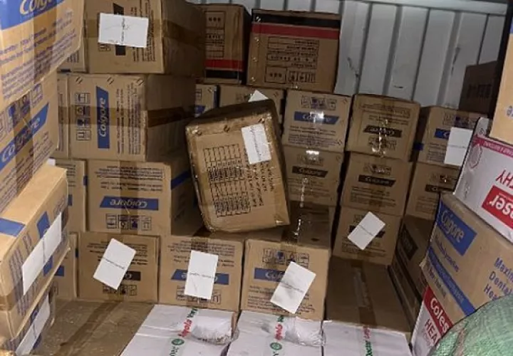 La mercancía era transportada en un contenedor en tránsito que se dirigía a un país de Centroamérica. Foto: Aduanas