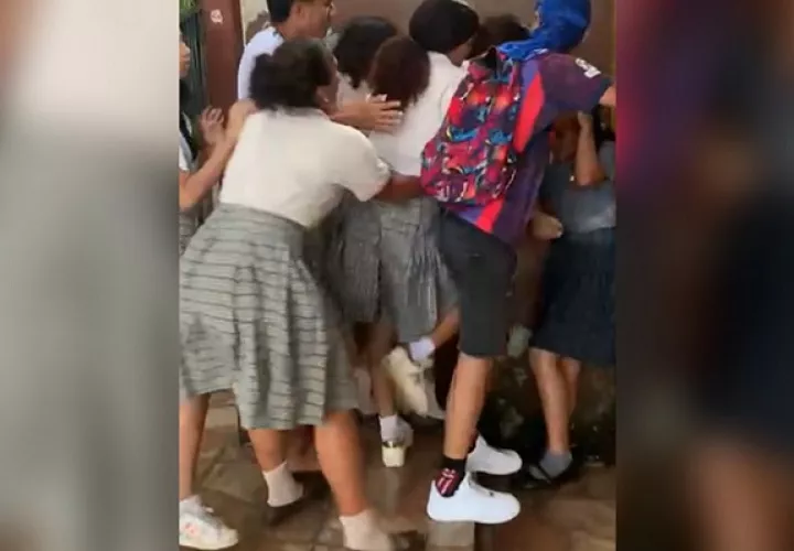adres exigen acción, cuestionan Ley del Menor tras violencia en colegio santiagueño.  /  Foto: Melquiades Vásquez