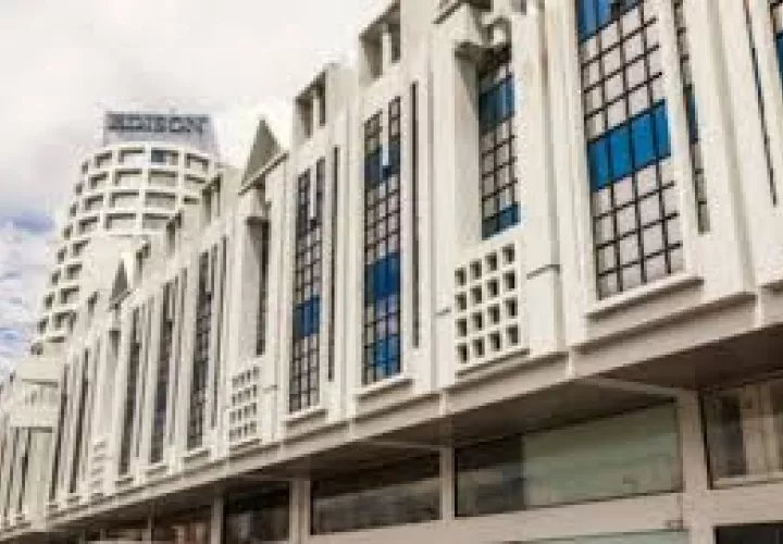 Sede del Mitradel localizada en Plaza Edison.