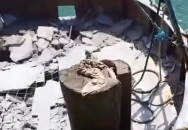 Parte de los destrozos en la embarcación.