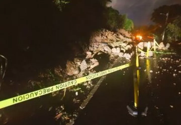 En Chivo Chivo se reportó un nuevo deslizamiento que obstruyó la vía recientemente habilitada por el MOP.