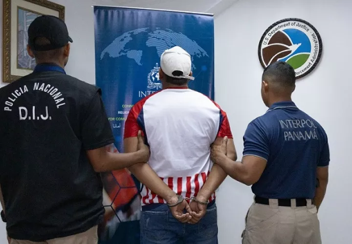 Juan David Julio Azuero alias "Juancho Estilo" captura en Calidonia por homicidio en Colombia.  /  Foto: PN