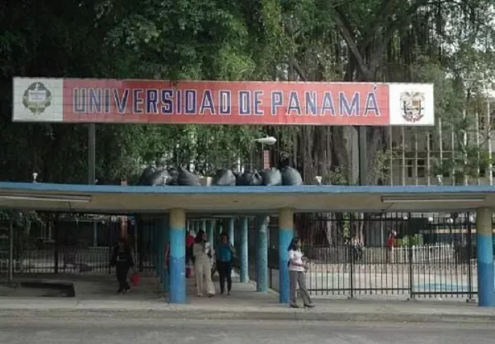Universidad de Panamá.