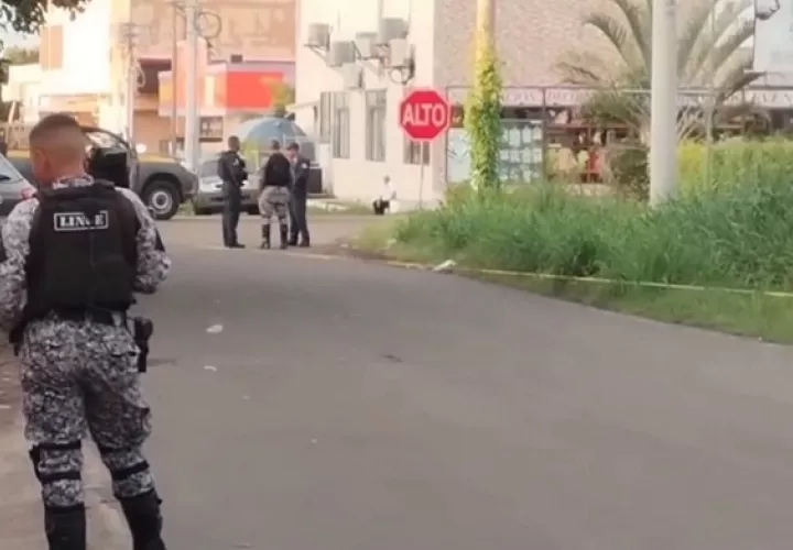 La víctima falleció pocos minutos después de ingresar al hospital de Aguadulce.  Imagen: Captua de video Grupoélite