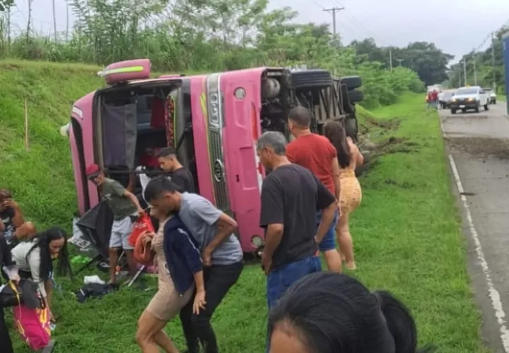 El autobús viajaba en dirección hacia el centro de la ciudad capital.  /  Foto: Luis ALberto Rodríguez