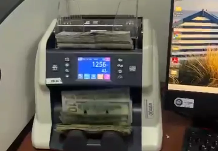 Todos los indicios y el dinero fueron remitidos al Ministerio Público.