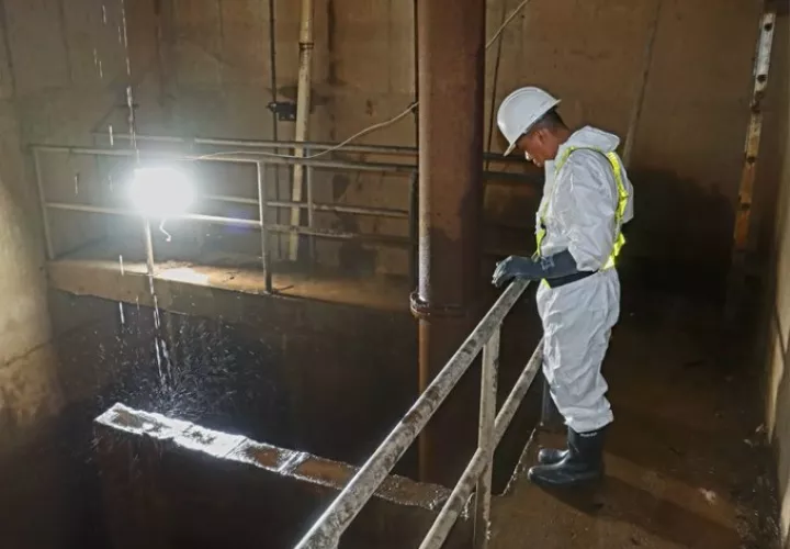 Trabajos de mantenimiento en la planta potabilizadora de Penonomé.