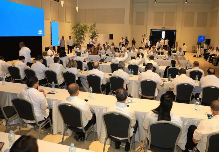 Consejo extraordinario en Santiago, Veraguas.