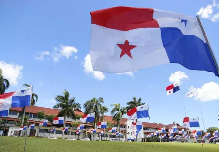 Las banderas ondean con orgullo nacional en la Ciudad del Saber.  (Foto: Archivo)