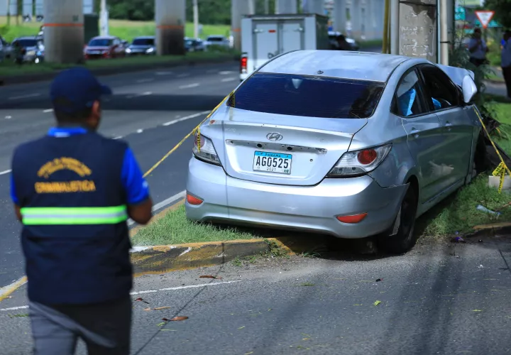 Escena del fatal accidente de tránsito.  (Foto-Video: Landro Ortiz)