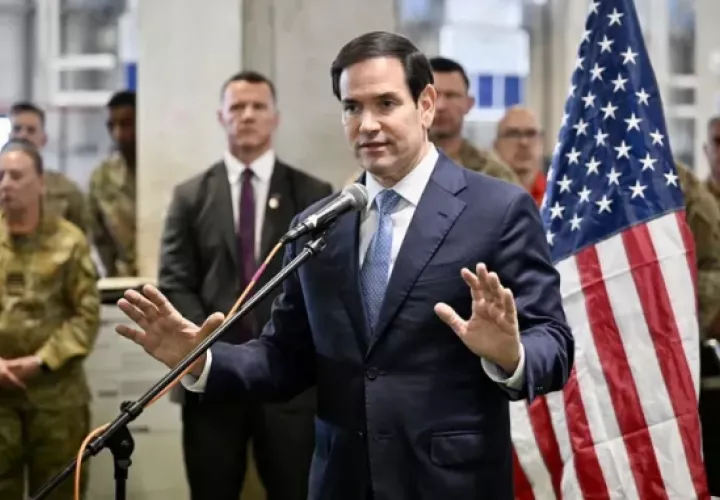 El secretario de Estado de EE.UU., Marco Rubio, visita el Centro de Coordinación Civil-Militar en Jerusalén, Israel, este viernes. Foto: EFE