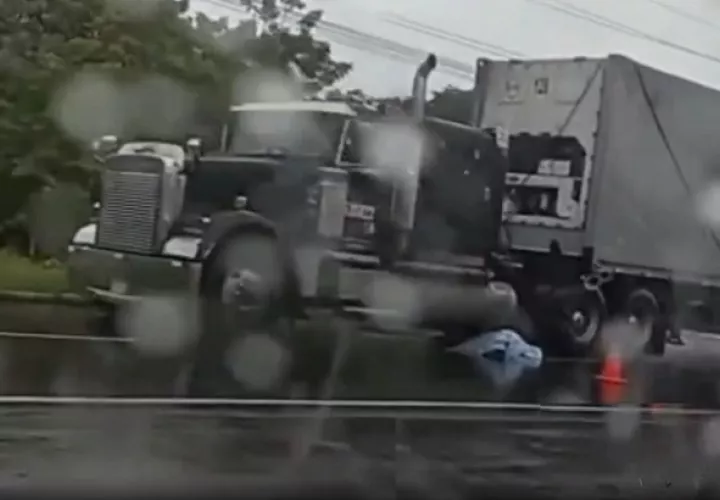 La víctima falleció de forma instantánea.  /  Captura de video: RetenChiriqui