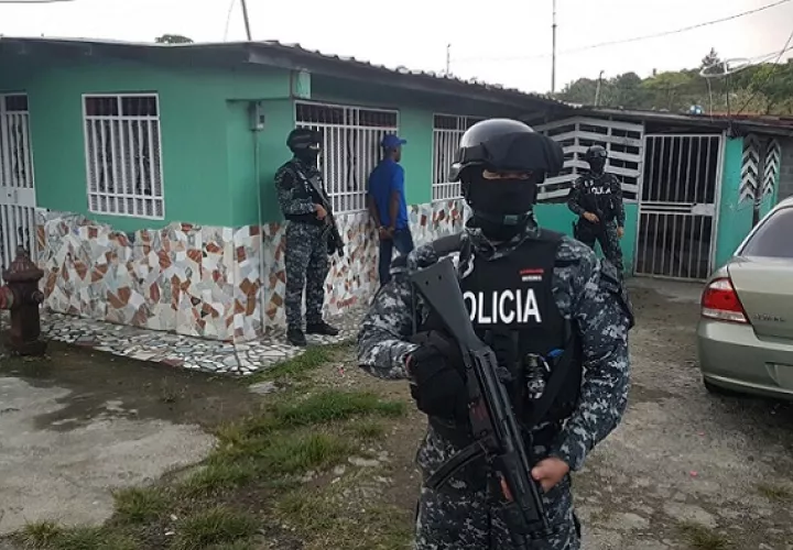 Los detenidos eran solicitados por la justicia por su presunta vinculación con actividades de pandillerismo.  /  Foto: Diómedes Sánchez