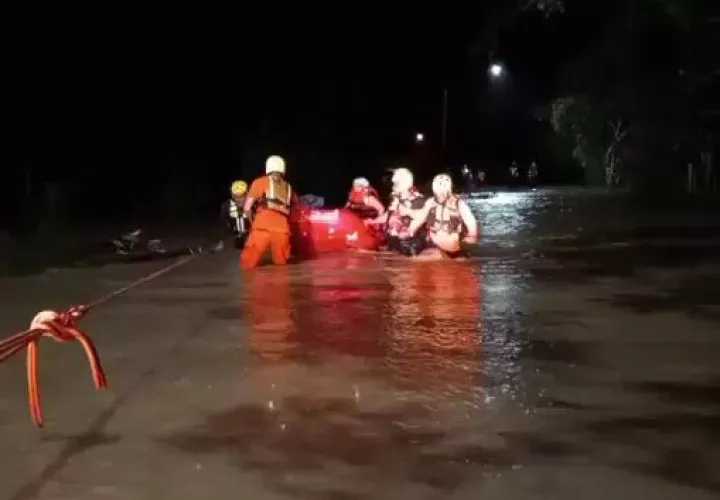 Tonosí bajo el agua.