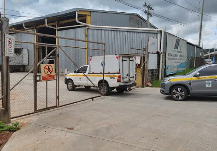 Compañeros de trabajo intentaron auxiliar a la víctima, pero los intentos resultaron infructuosos.  /  Foto: Eric Montenegro
