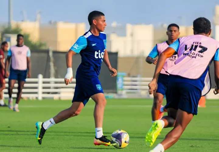 Segundo día de entrenamiento de la Selección Sub-17 de Panamá en Catar. Foto: FPF
