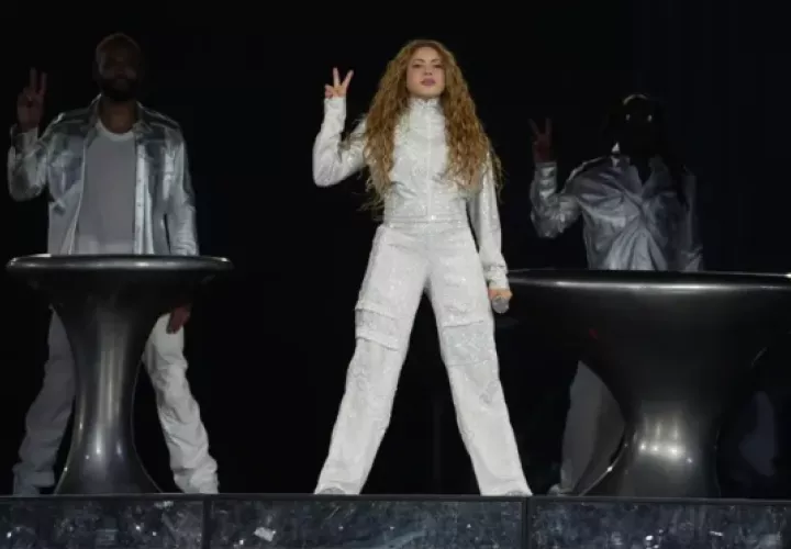 Shakira en un concierto de su gira 'Las mujeres ya no lloran World Tour'. Foto: EFE