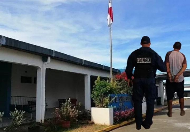 El ciudadano agresor fue puesto a órdenes de la Policía Nacional.  /  Fotocompoasición: CSS/ PN