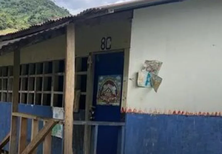 Centro escolar ubicado en la zona comarcal.