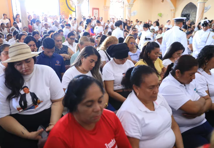 Asistencia a la despedida de Esteban De León.  ( Fotos: Landro Ortíz)