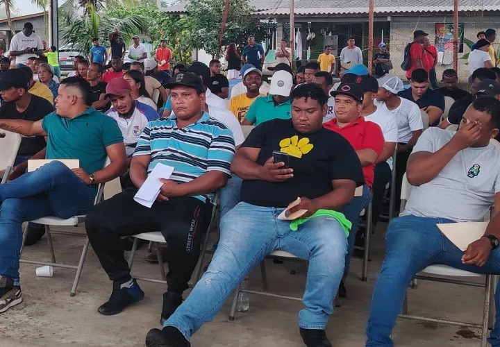 En busca de una oportunidad de empleo.