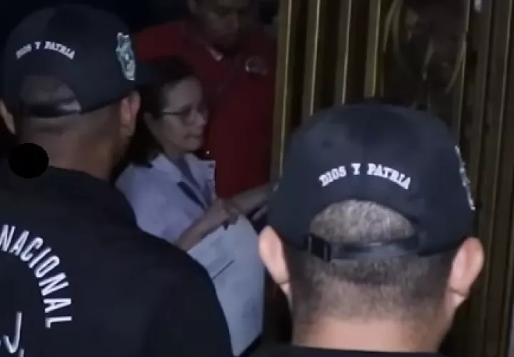 La Fiscalía y la DIJ realizaron el allanamiento. 