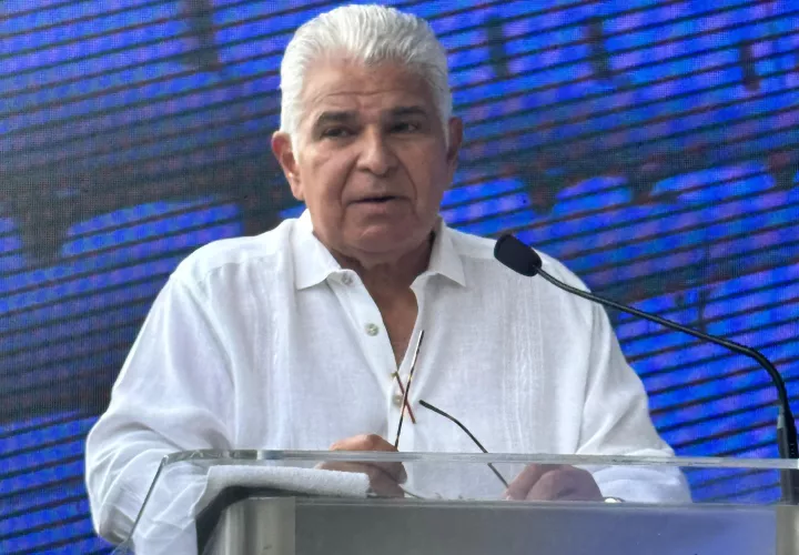 Presidente Mulino en su habitual conferencia de los jueves.