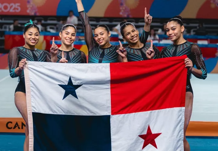 El equipo de Panamá logró una de las dos medallas de oro logradas en la jornada del viernes. Foto: COP