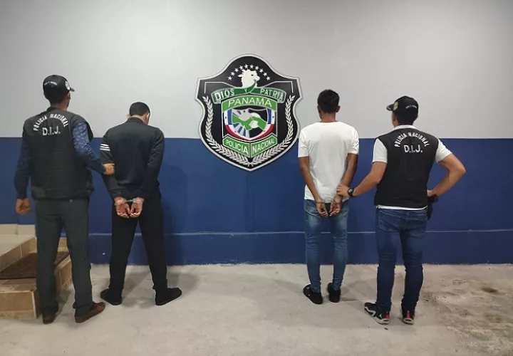 La entrega se hizo efectiva ayer ante la Fiscalía Especializada en Delitos de Asociación Ilícita.  /  Foto: PN