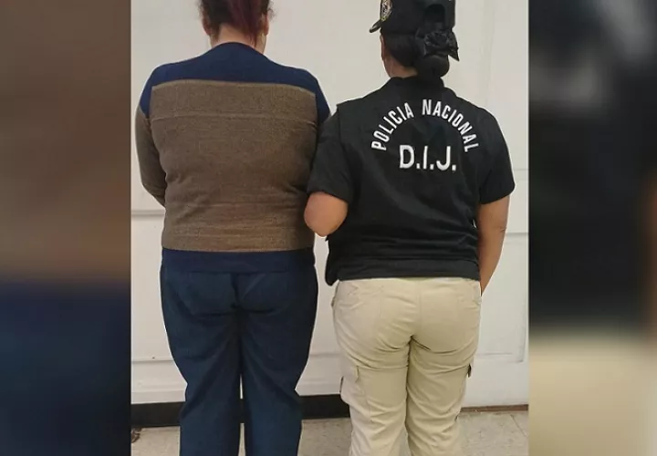 La ciudadana fue retenida en la sede de la CSS en Clayton.  /  Foto: PN