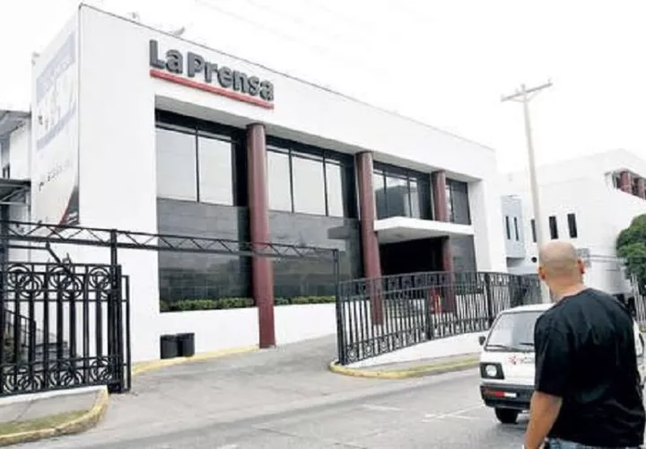Fachada del diario La Prensa. 